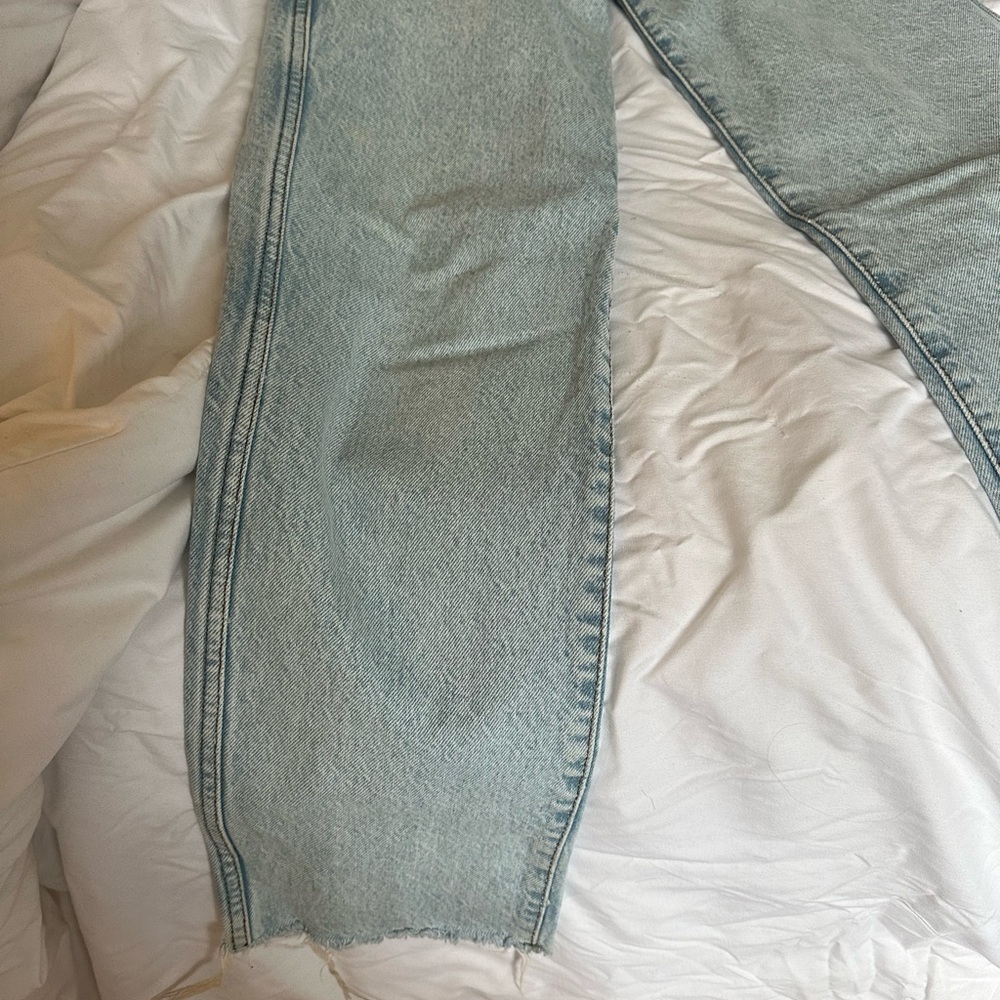 Revice High Rise Jeans - Picture 3 of 3